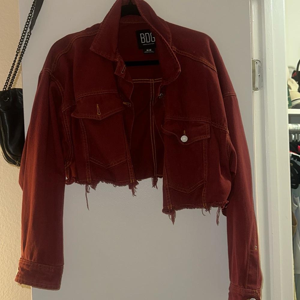 Cropped denim jacket